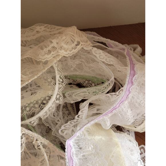 Lot of 27 Yards Assorted White Floral Lace Junk Journal Scrap booking Arts Craft - Picture 6 of 11